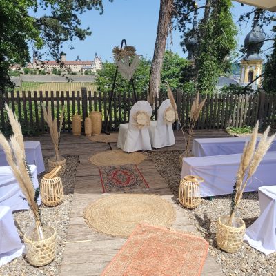 Hochzeitskathi - freie Trauung Nikolaushof