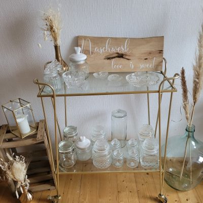Hochzeitskathi - Servierwagen Candybar mit Dekoration