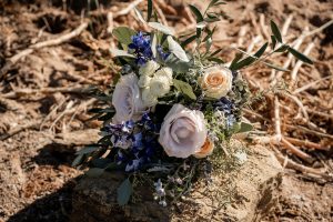 Hochzeitskathi - Hörblacher Baggersee Dekoration Brautstrauß